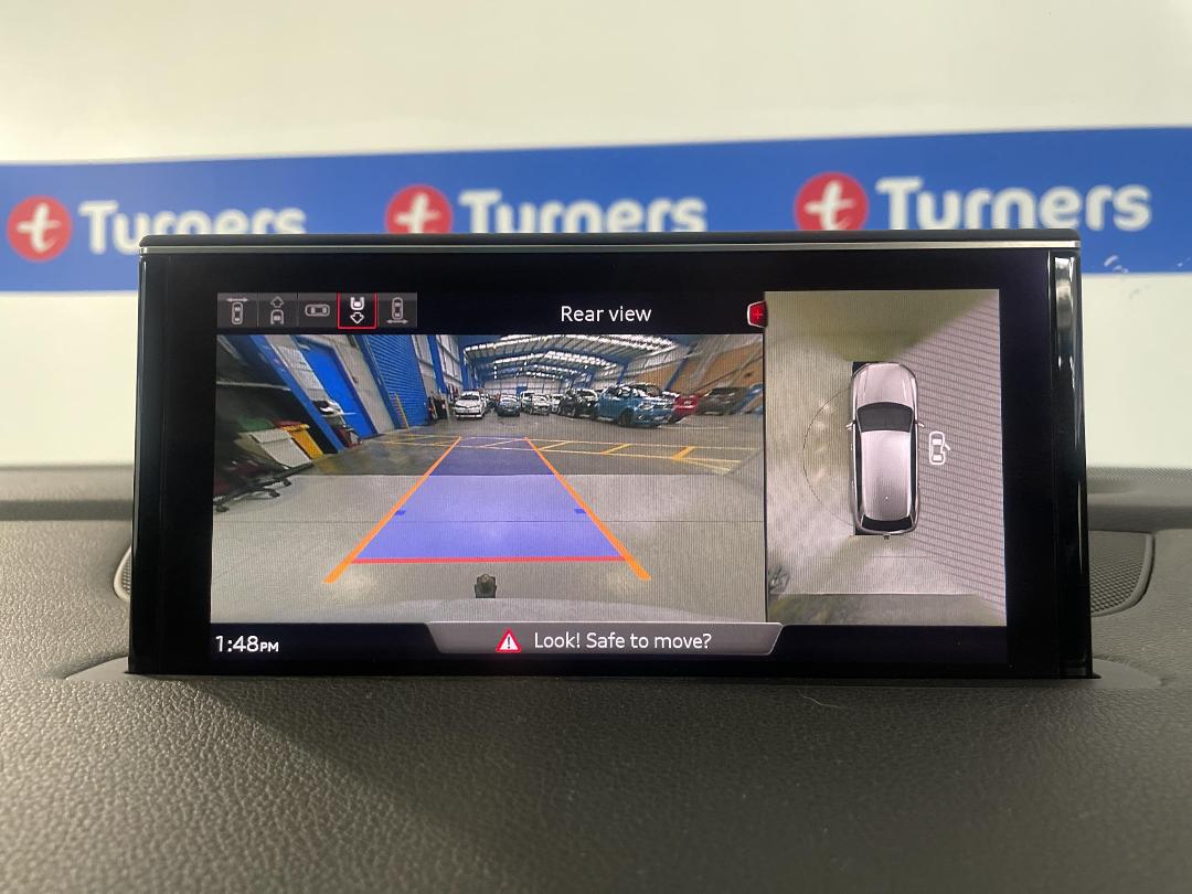 Photo '32' of Audi Q7 Photo '32' of Audi Q7