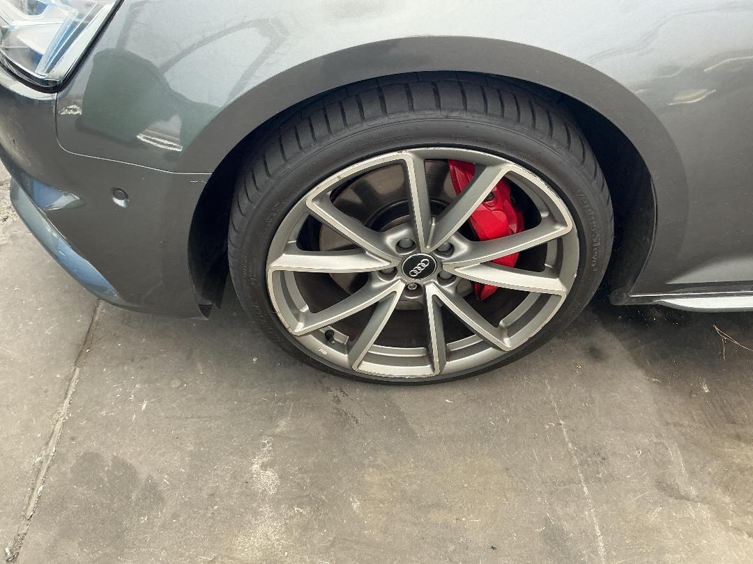 Photo '21' of Audi S4 S4 Avant 3.0 Tfsi Q Photo '21' of Audi S4 S4 Avant 3.0 Tfsi Q