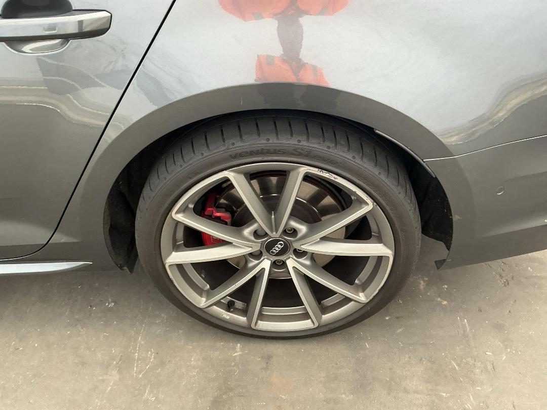 Photo '22' of Audi S4 S4 Avant 3.0 Tfsi Q Photo '22' of Audi S4 S4 Avant 3.0 Tfsi Q