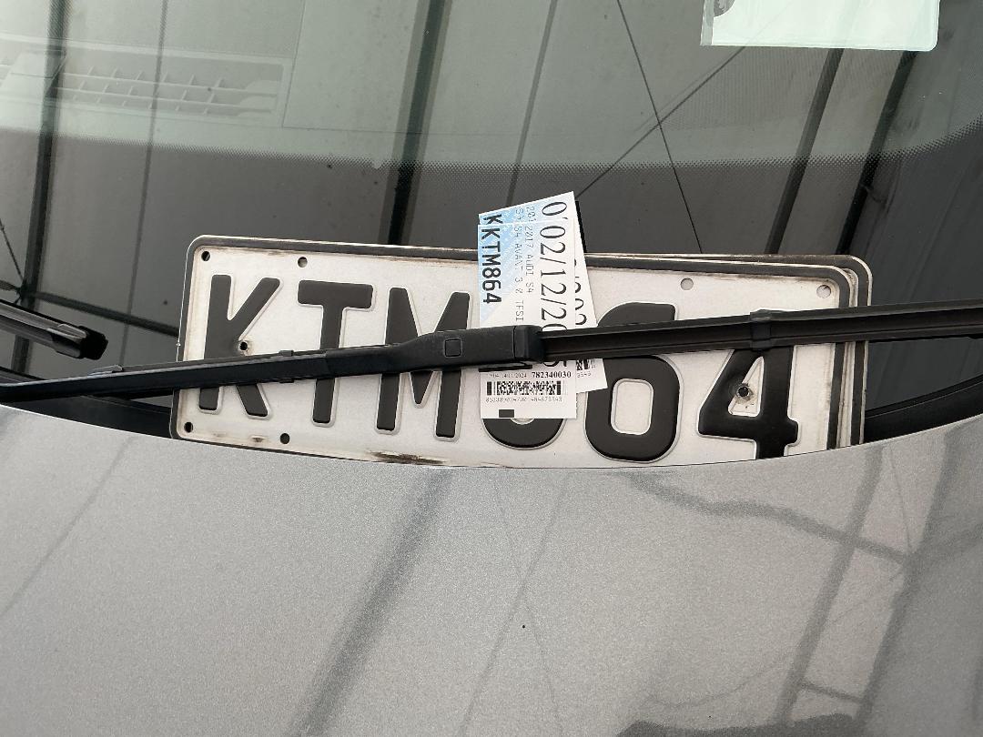 Photo '26' of Audi S4 S4 Avant 3.0 Tfsi Q Photo '26' of Audi S4 S4 Avant 3.0 Tfsi Q