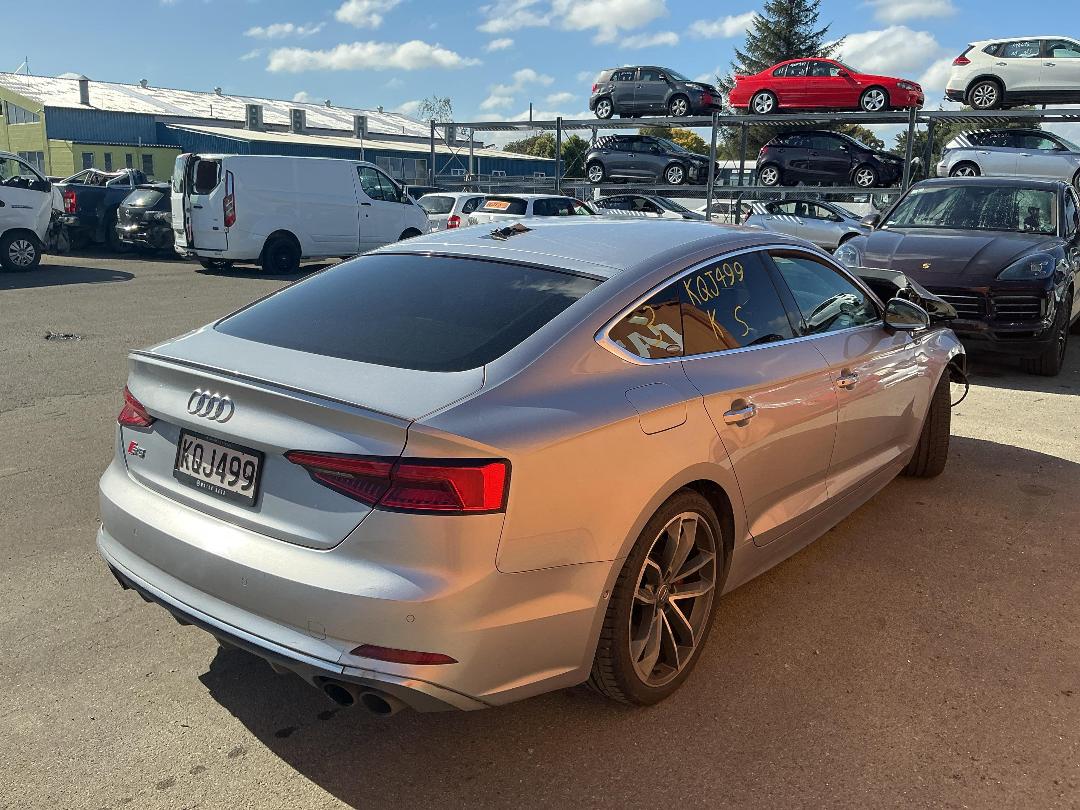 Photo '6' of Audi S5 S5 Sportback 3.0Tfsi