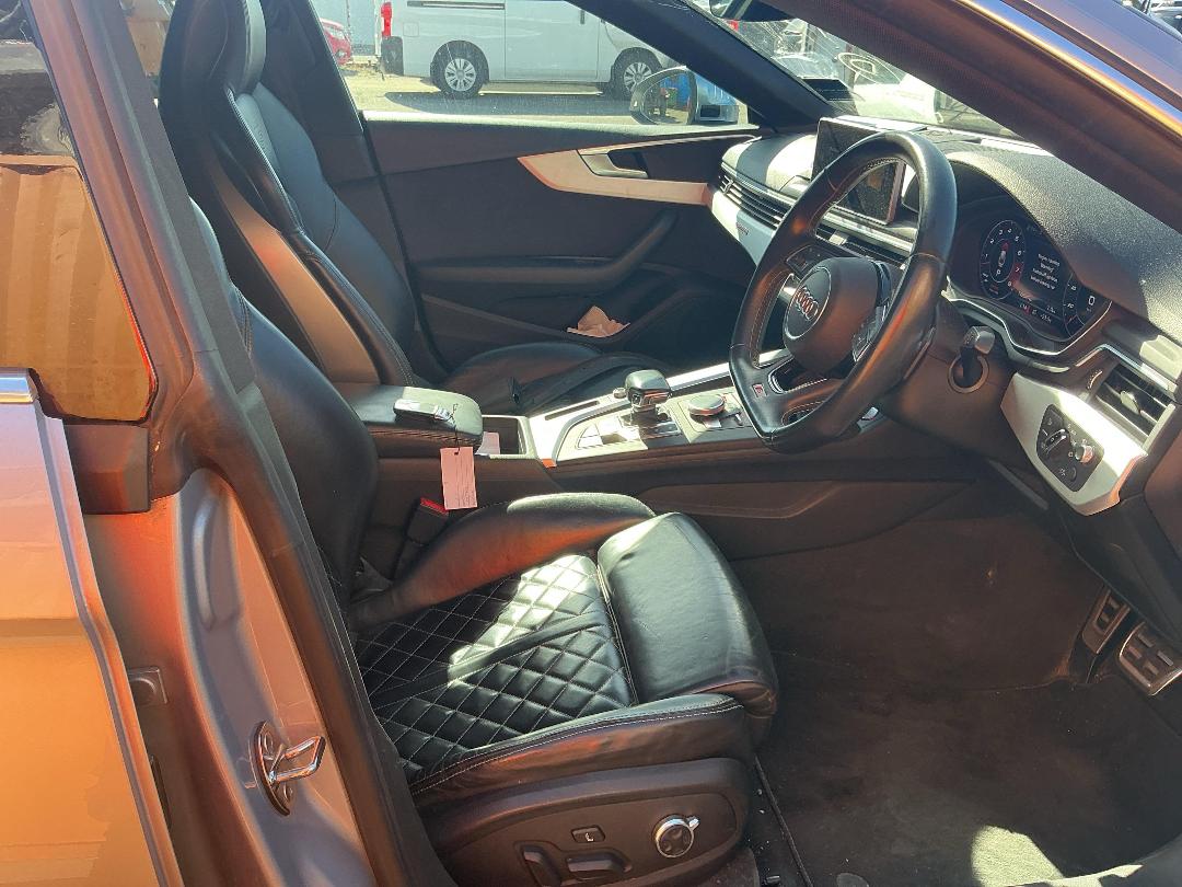 Photo '16' of Audi S5 S5 Sportback 3.0Tfsi