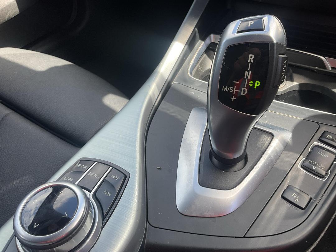 Photo '8' of BMW 1 Series 118I Photo '8' of BMW 1 Series 118I