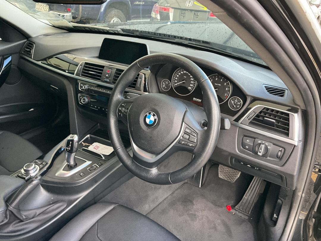 Photo '16' of BMW 3 Series 318I