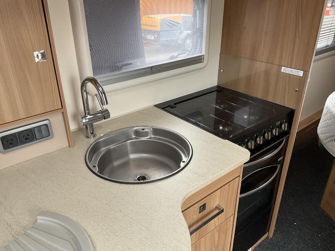 Photo '30' of CARAVAN BAILEY VIGO Caravan - Single