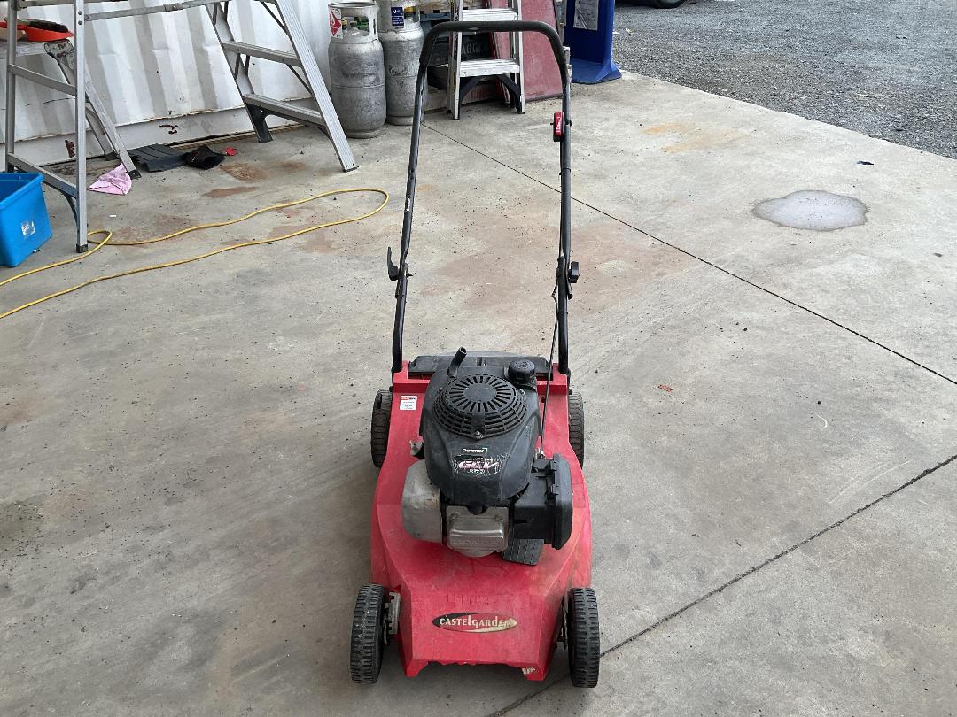 Photo '10' of Castel Garden Lawn Mower Lawnmower