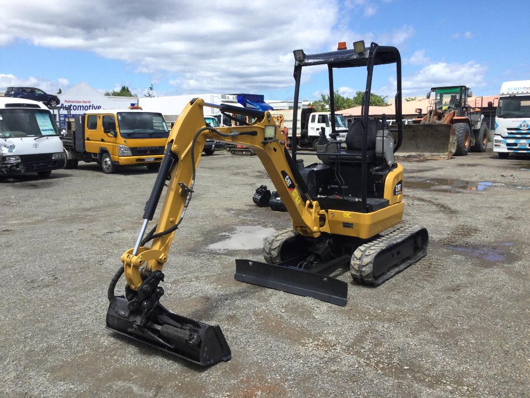 Photo '9' of Caterpillar 301.7 D Excavator