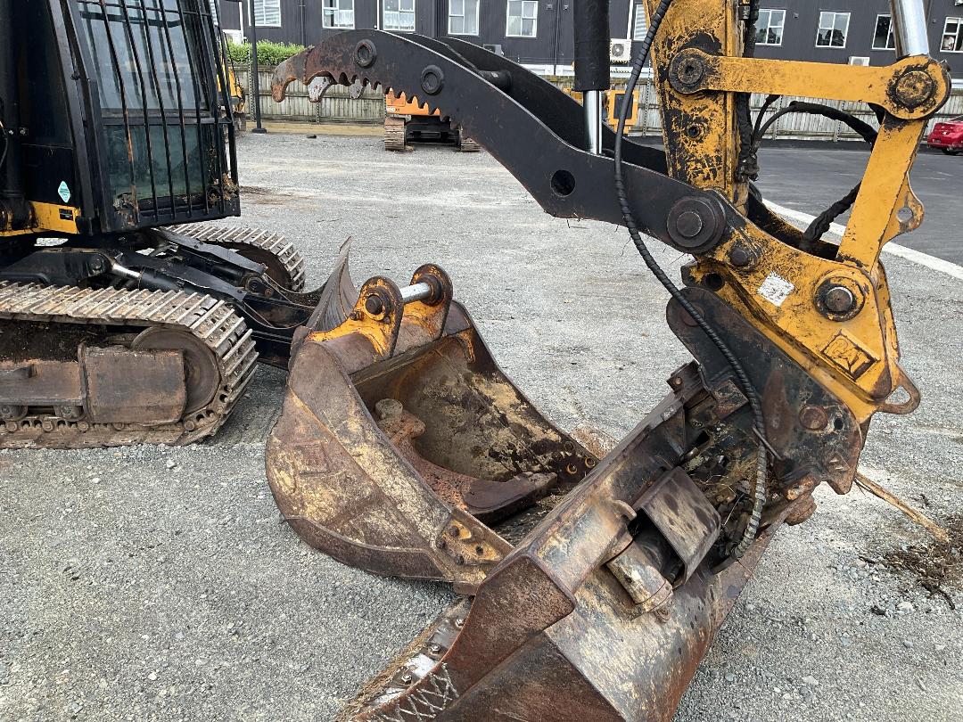 Photo '9' of Caterpillar 313FL Excavator Photo '9' of Caterpillar 313FL Excavator