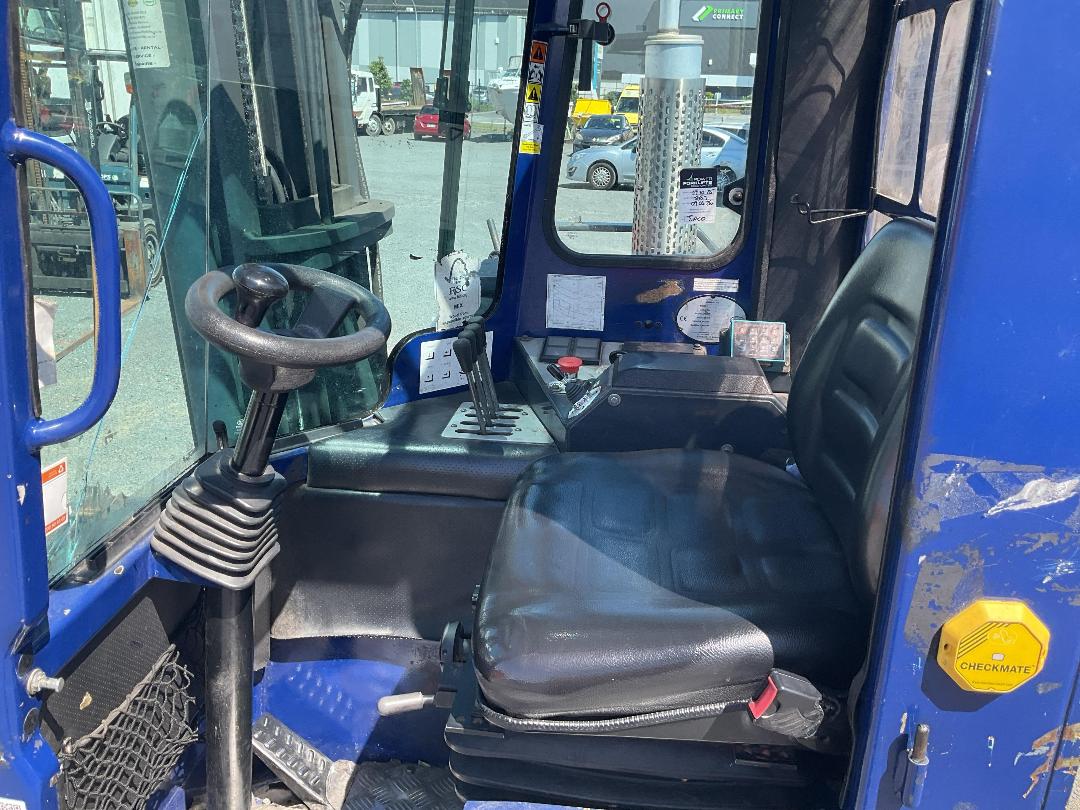 Photo '12' of Combilift C4000 Forklift