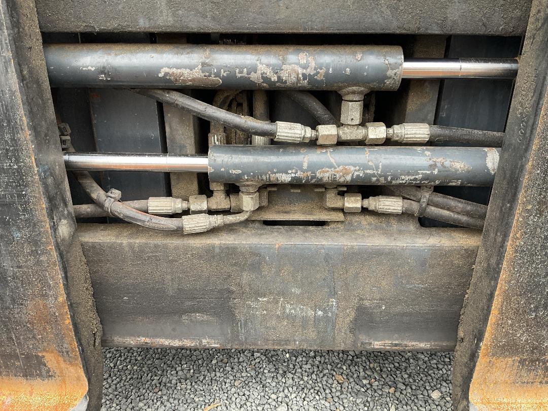 Photo '24' of Combilift C4000 Forklift