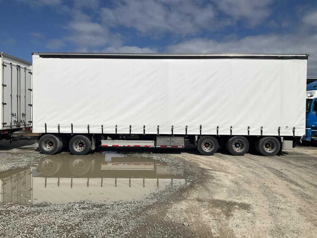 Photo '7' of Domett E2001 PH Curtainsider Full