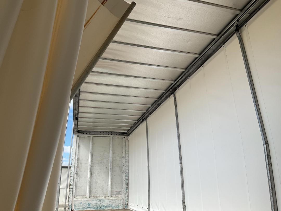 Photo '14' of Domett E2001 PH Curtainsider Full