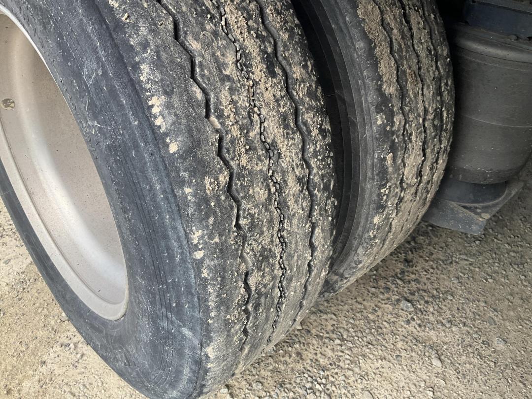 Photo '27' of Domett E2001 PH Curtainsider Full