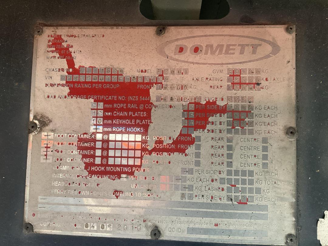 Photo '33' of Domett E2001 PH Curtainsider Full