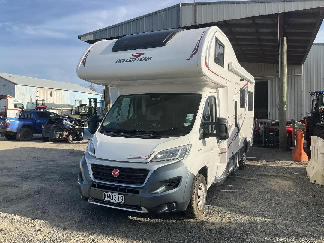 Photo '6' of Fiat Ducato Autoroller 746 Motorhome