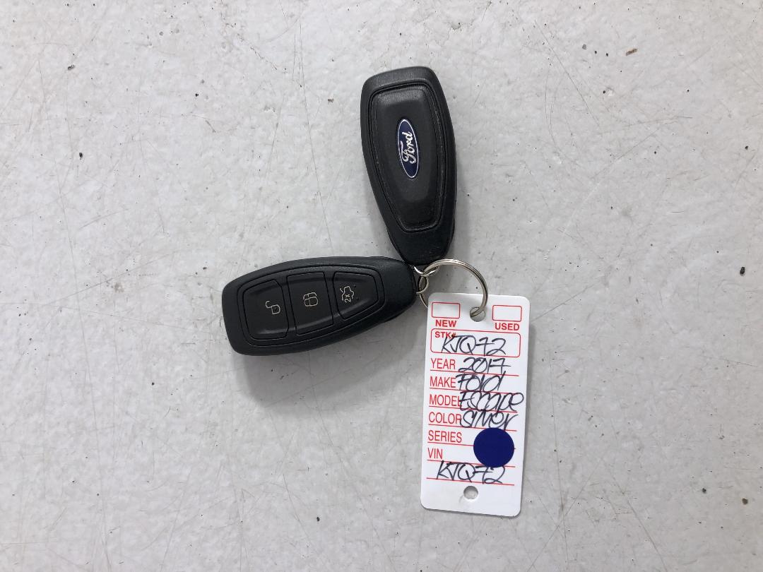 Photo '22' of Ford Escape