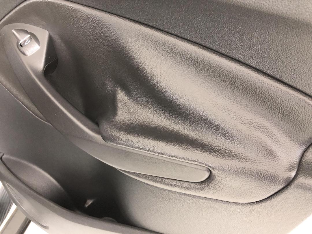 Photo '23' of Ford Escape