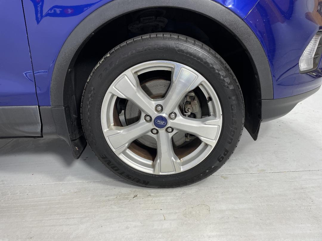 Photo '9' of Ford Escape