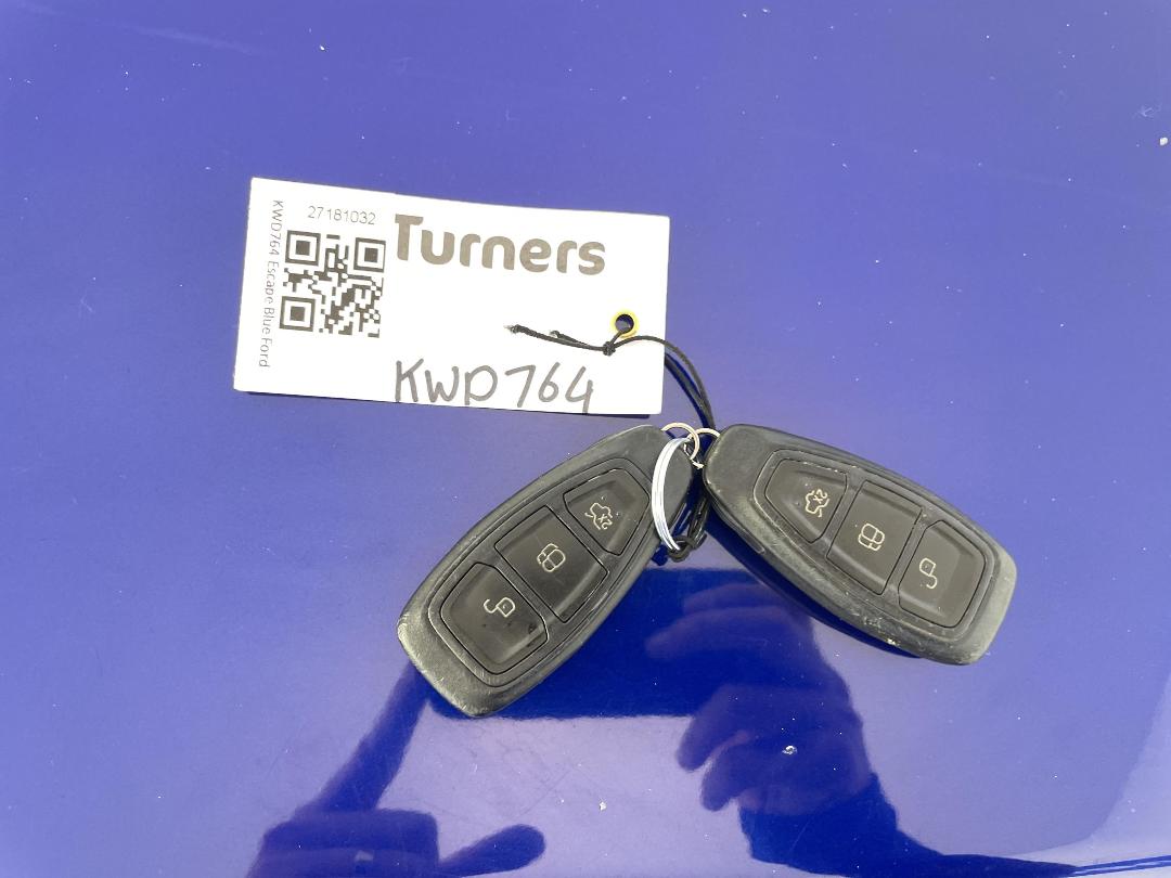 Photo '22' of Ford Escape