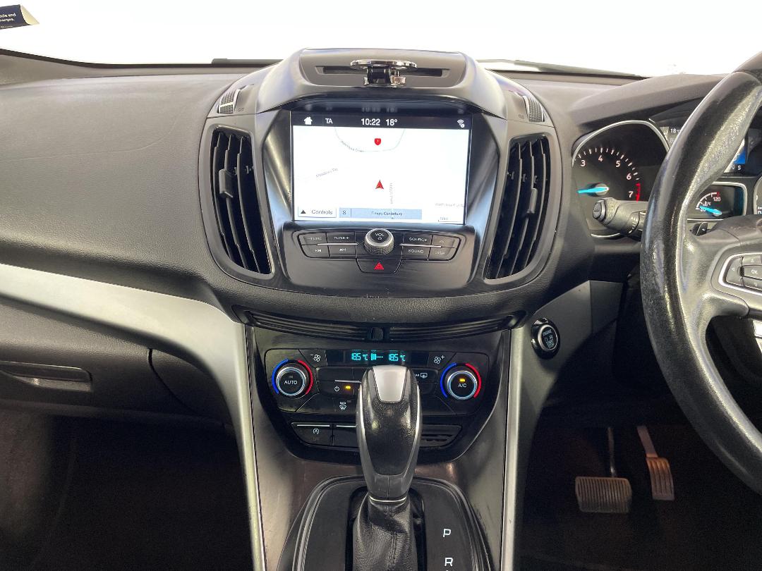 Photo '18' of Ford Escape