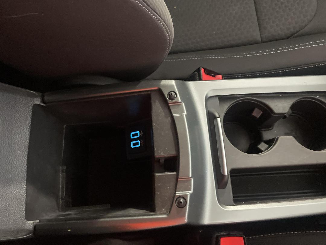 Photo '31' of Ford Escape