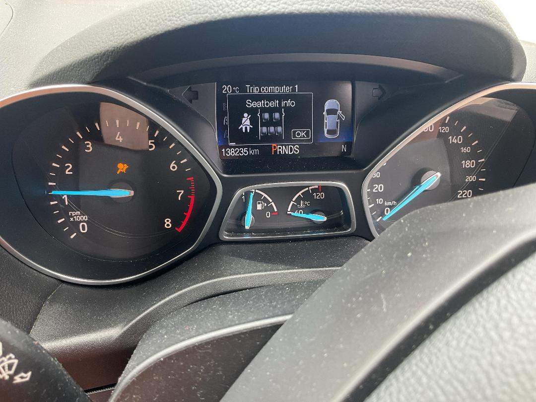 Photo '8' of Ford Escape Trend FWD Petrol