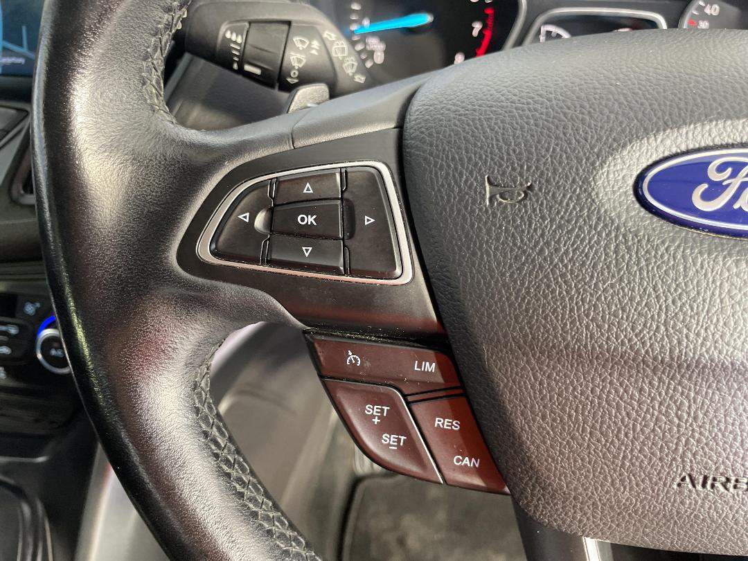 Photo '26' of Ford Escape