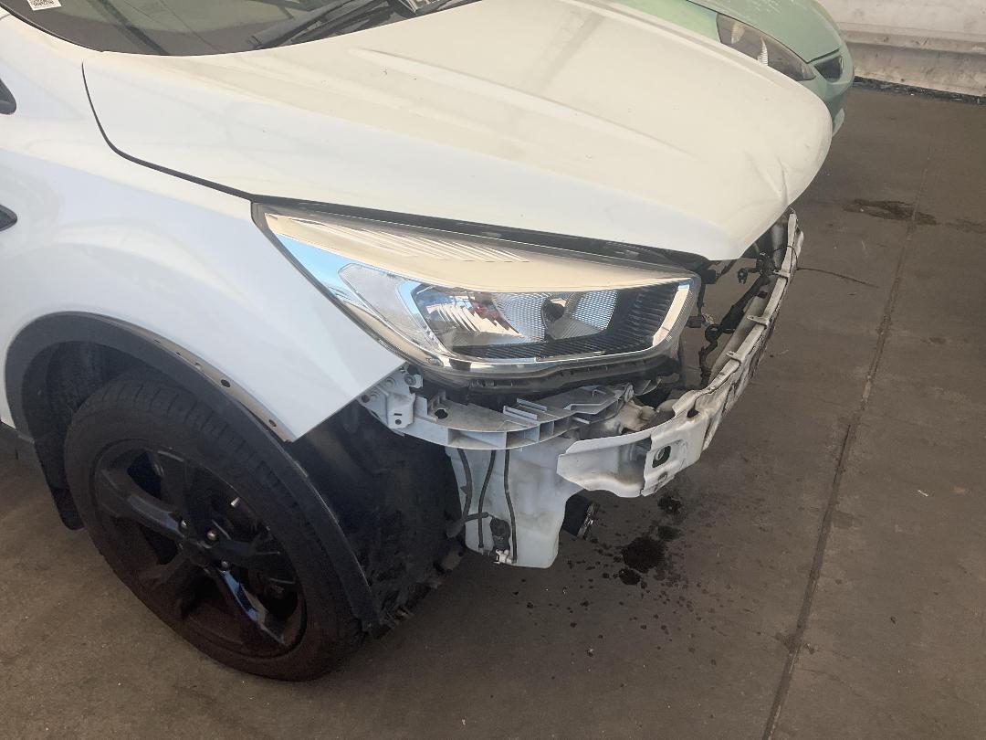 Photo '3' of Ford Escape Trend AWD Diesel Photo '3' of Ford Escape Trend AWD Diesel