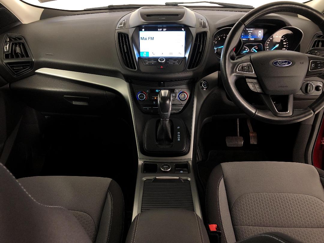 Photo '17' of Ford Escape