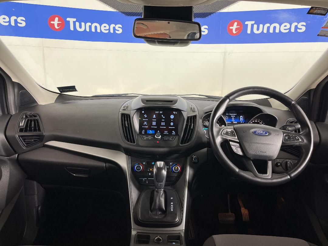 Photo '17' of Ford Escape