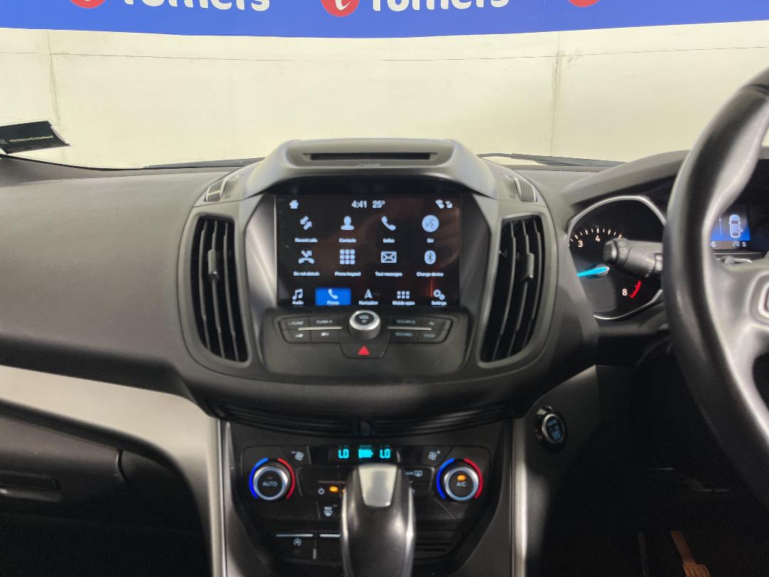 Photo '18' of Ford Escape