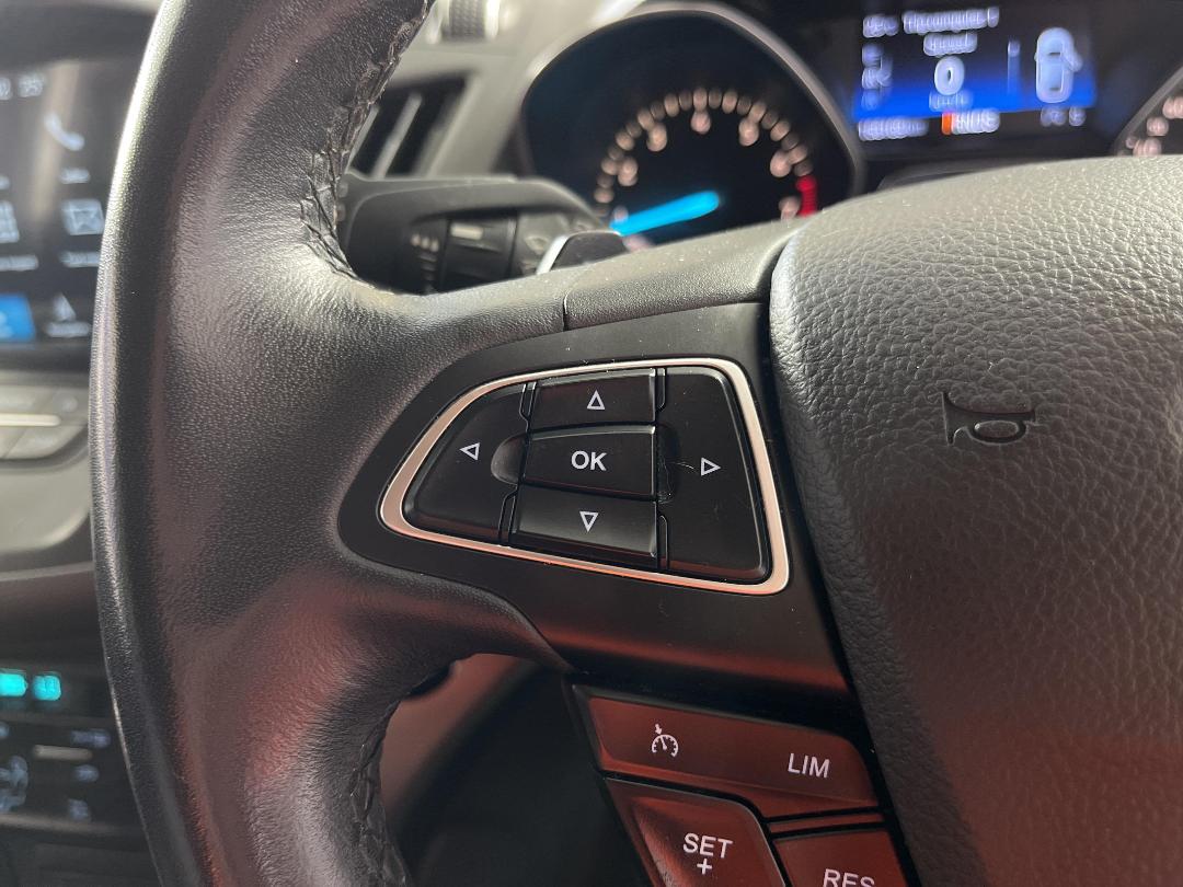 Photo '25' of Ford Escape