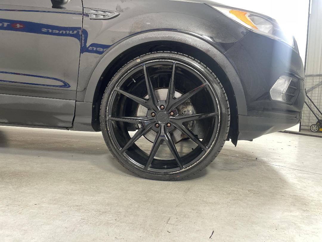 Photo '9' of Ford Escape