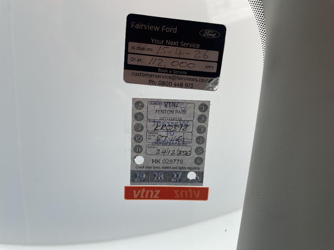 Photo '23' of Ford Escape