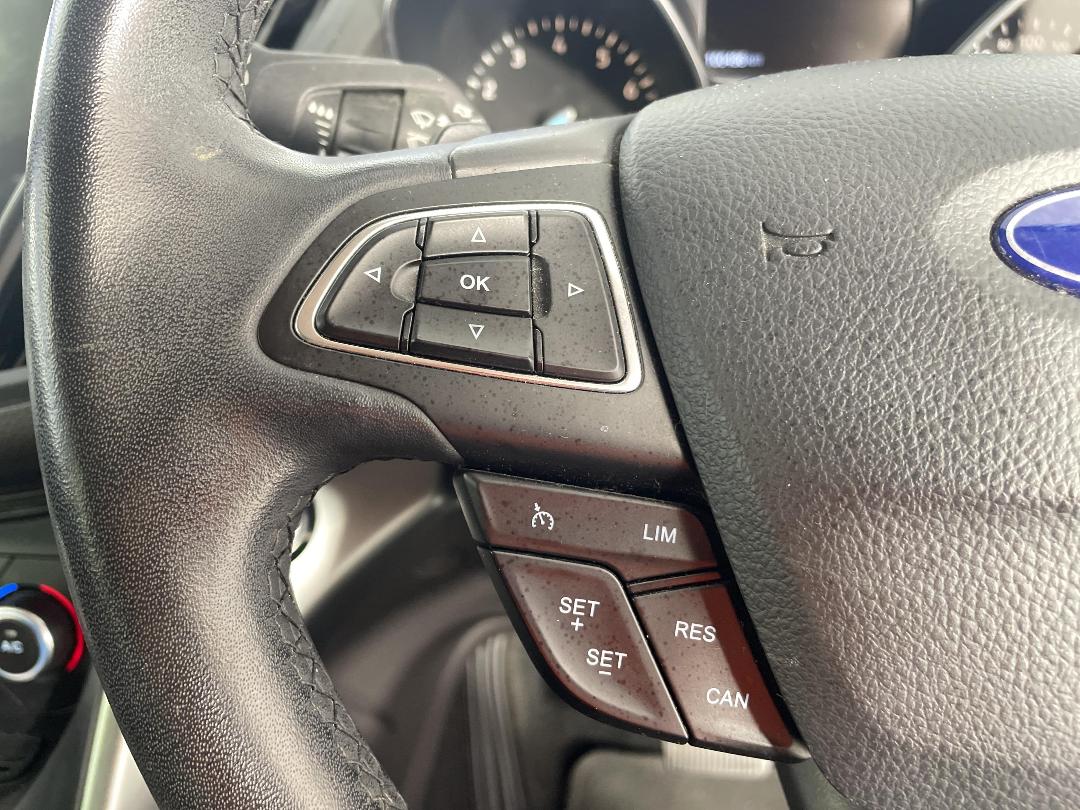 Photo '24' of Ford Escape