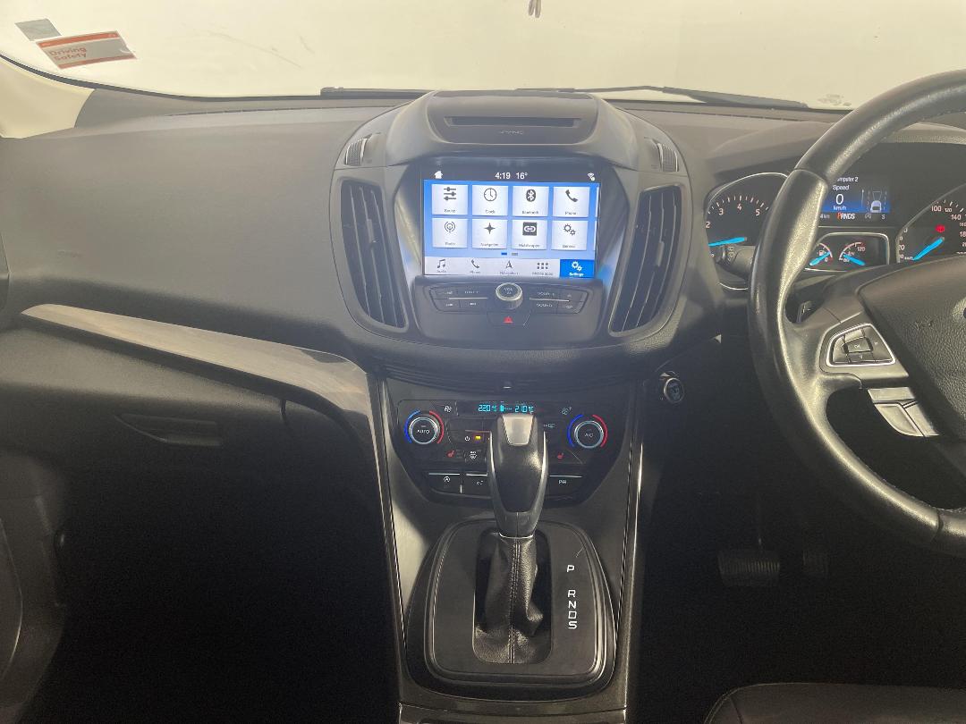 Photo '18' of Ford Escape