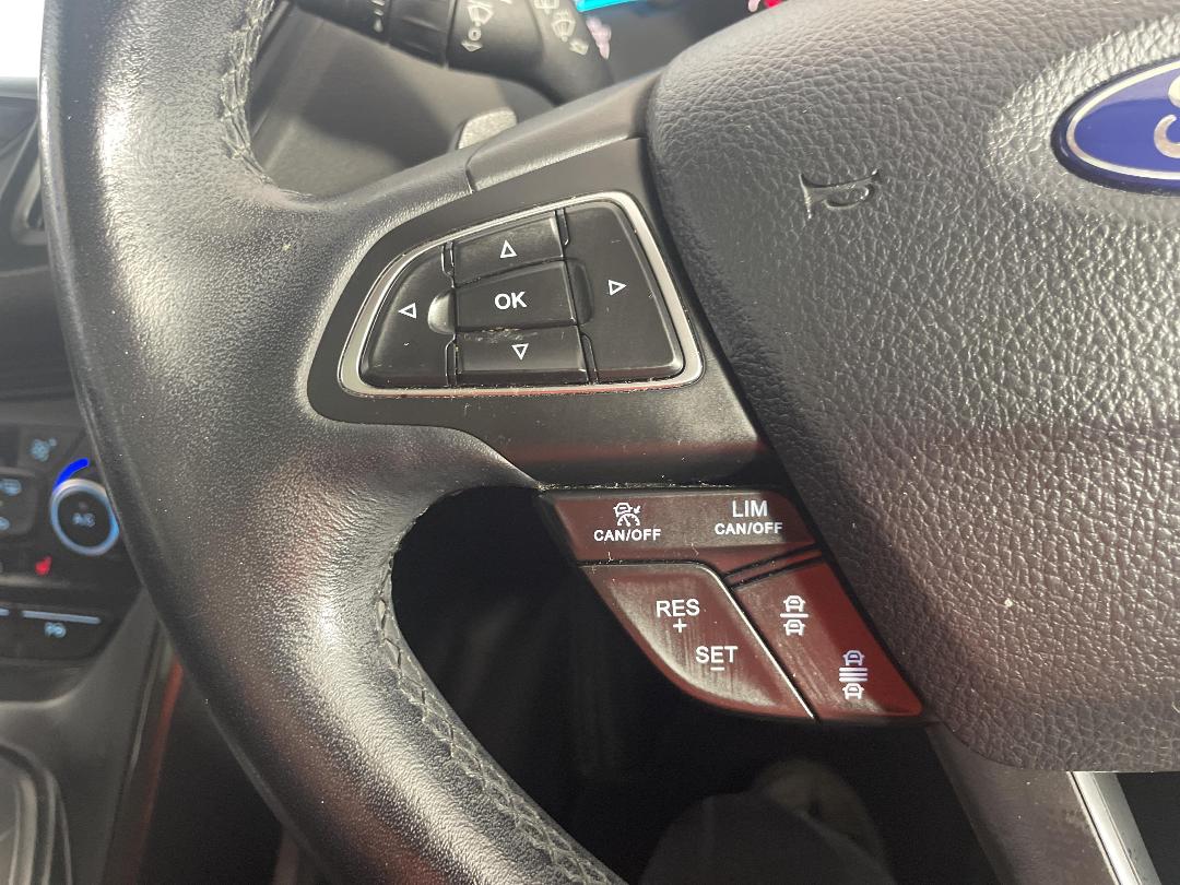 Photo '26' of Ford Escape