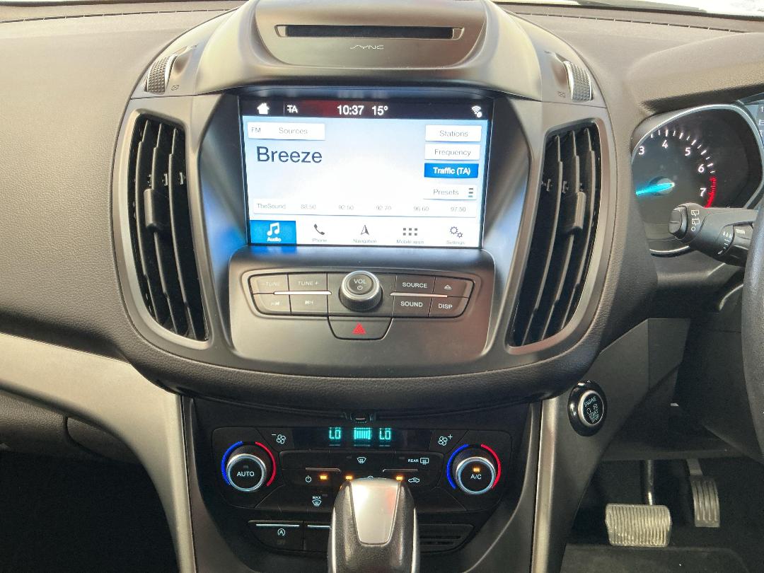 Photo '18' of Ford Escape Photo '18' of Ford Escape