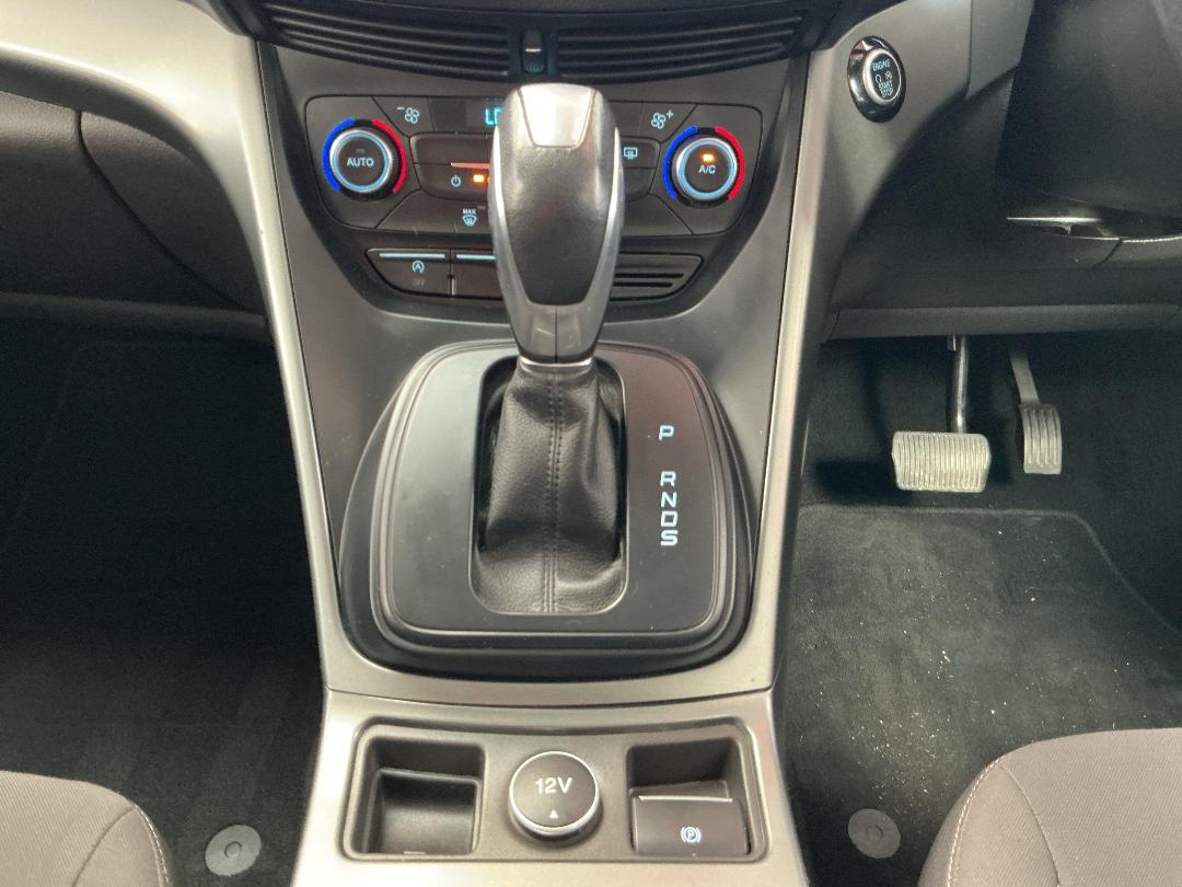 Photo '23' of Ford Escape Photo '23' of Ford Escape