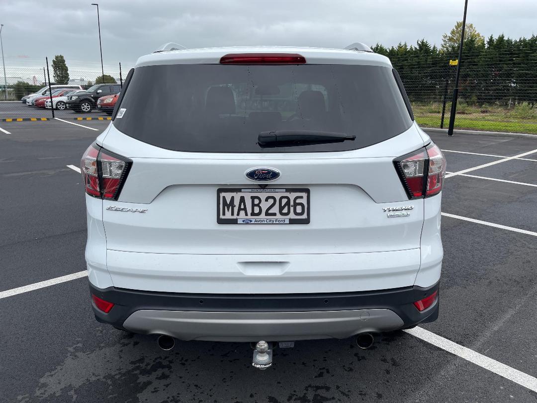 Photo '9' of Ford Escape Trend FWD Petrol