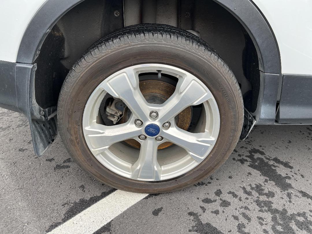 Photo '8' of Ford Escape Trend FWD Petrol