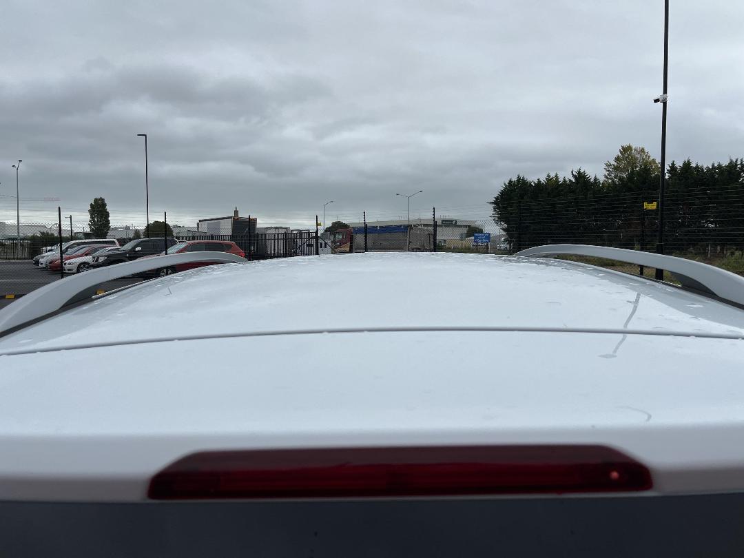 Photo '25' of Ford Escape Trend FWD Petrol