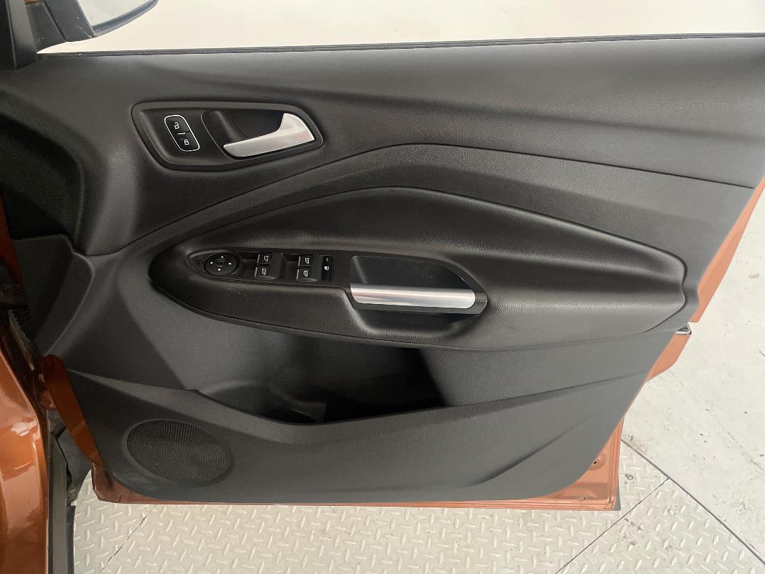 Photo '13' of Ford Escape Trend AWD Petrol