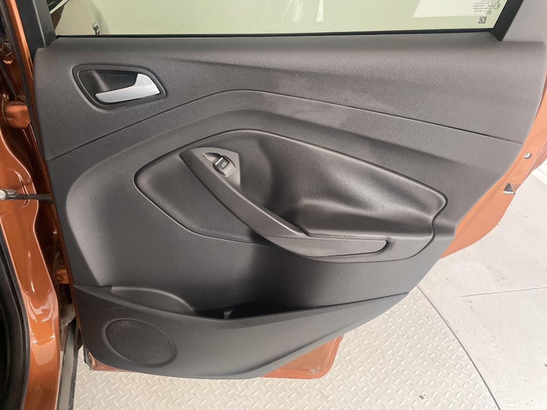 Photo '17' of Ford Escape Trend AWD Petrol