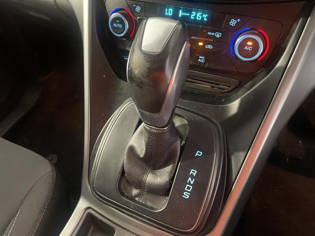 Photo '30' of Ford Escape Trend AWD Petrol