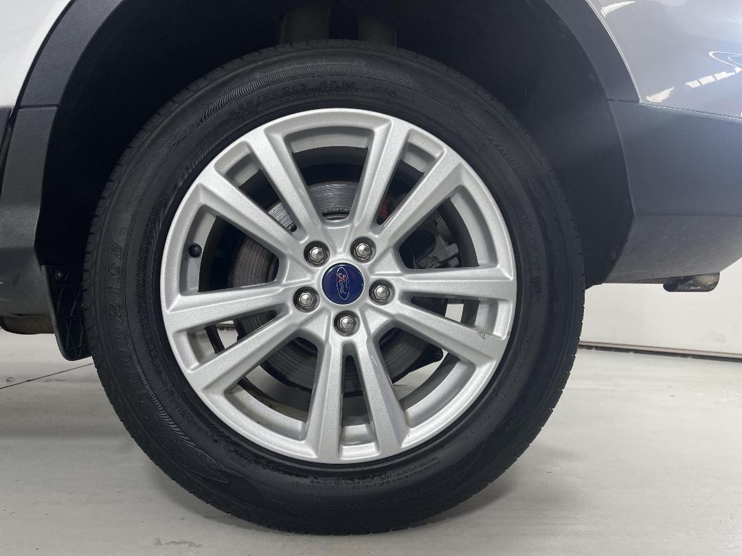 Photo '11' of Ford Escape Photo '11' of Ford Escape