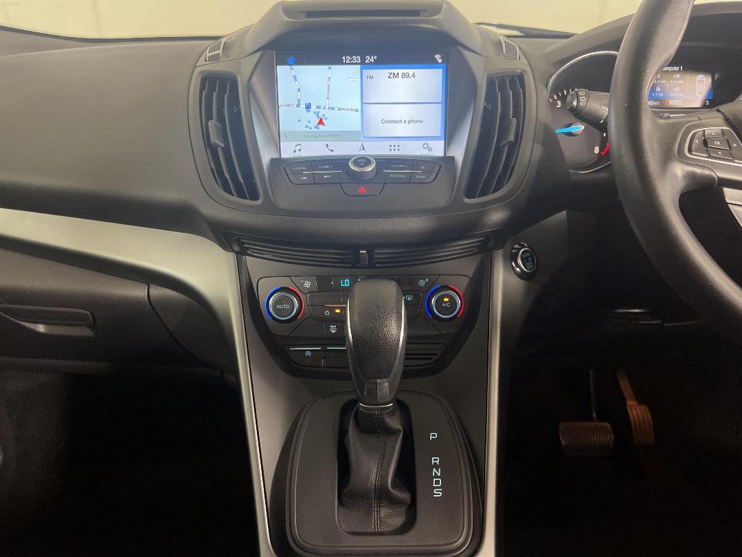 Photo '18' of Ford Escape Photo '18' of Ford Escape