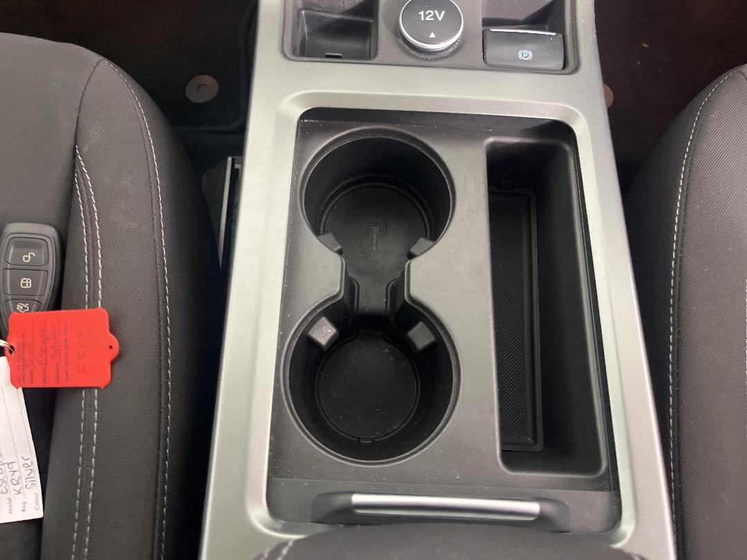 Photo '23' of Ford Escape Photo '23' of Ford Escape