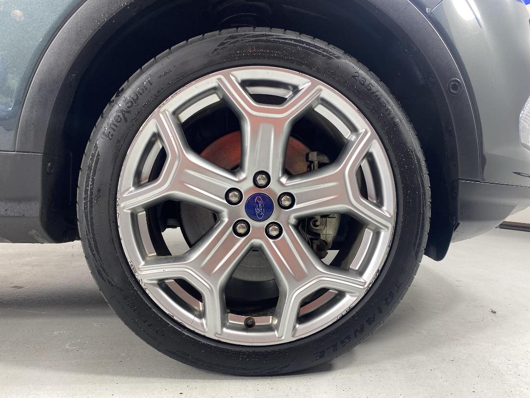 Photo '9' of Ford Escape