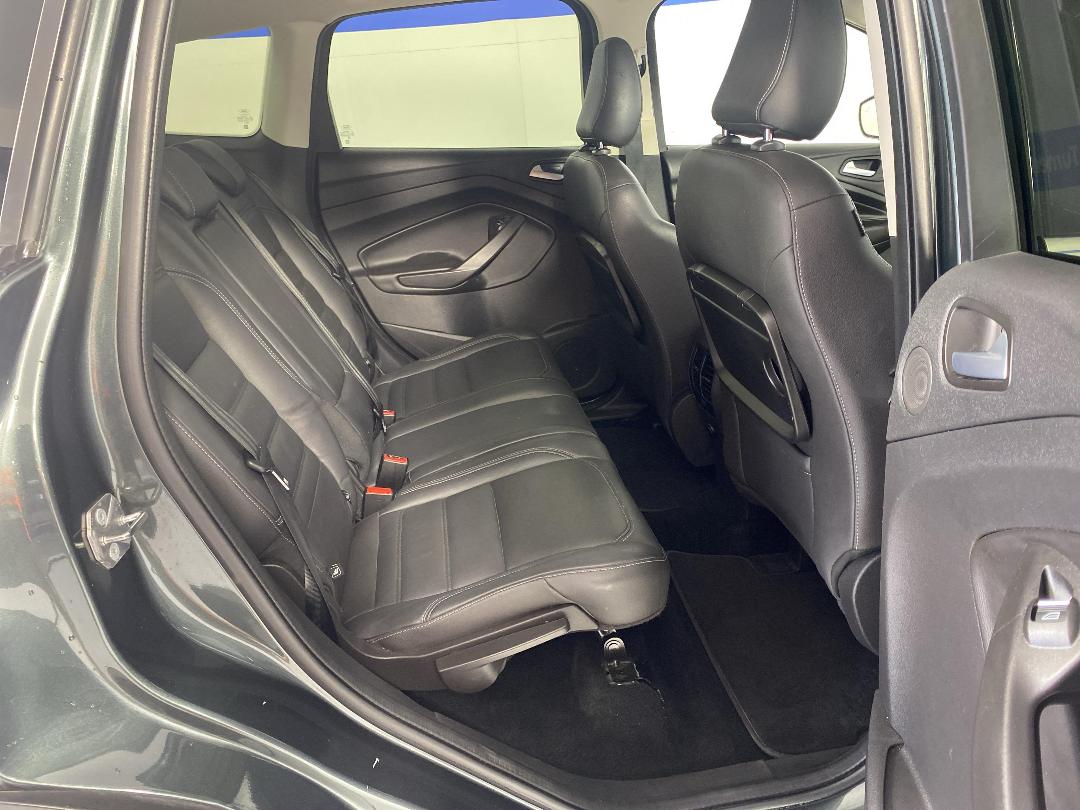 Photo '20' of Ford Escape